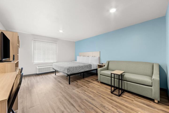 WoodSpring Suites Oak Ridge Knoxville