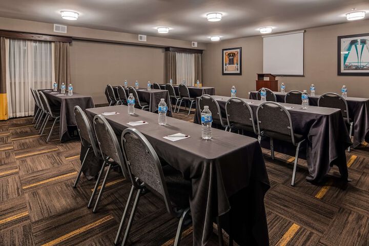 Best Western Plus North Joliet