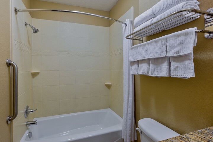 Room 18 of 34