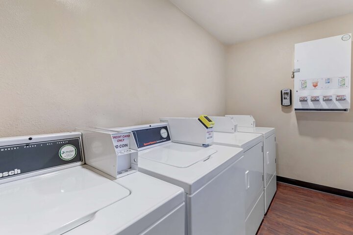 Best Western Plus Executive Inn