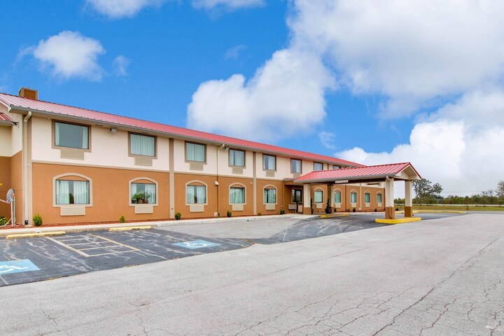 Hotel 4 of 34