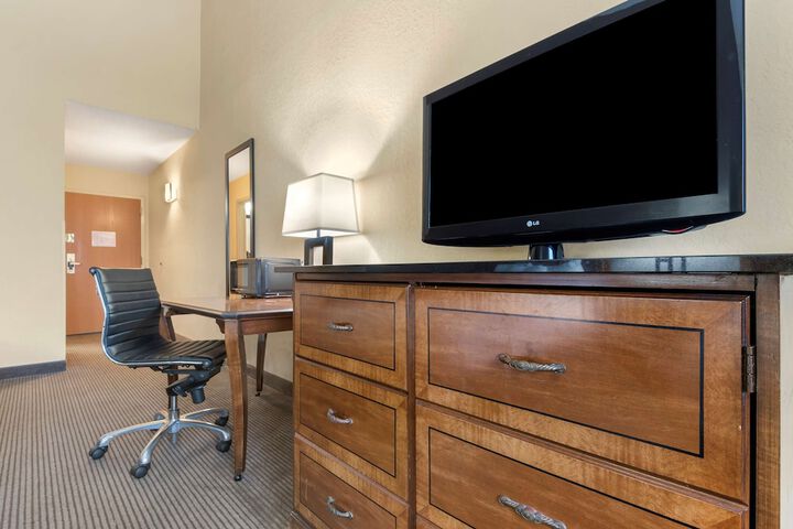 Best Western University Inn