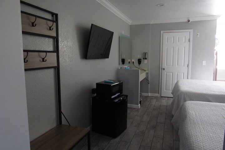 Room 22 of 61