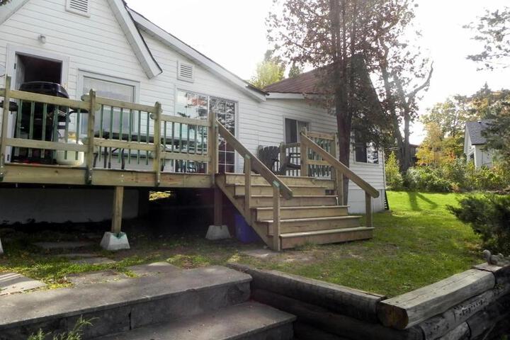 Merland Park Cottages and Motel