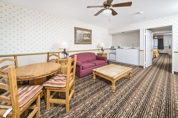 Room 13 of 15