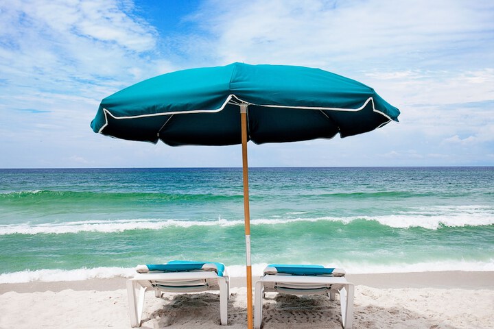 Holiday Inn Express & Suites Panama City Beach - Beachfront by IHG