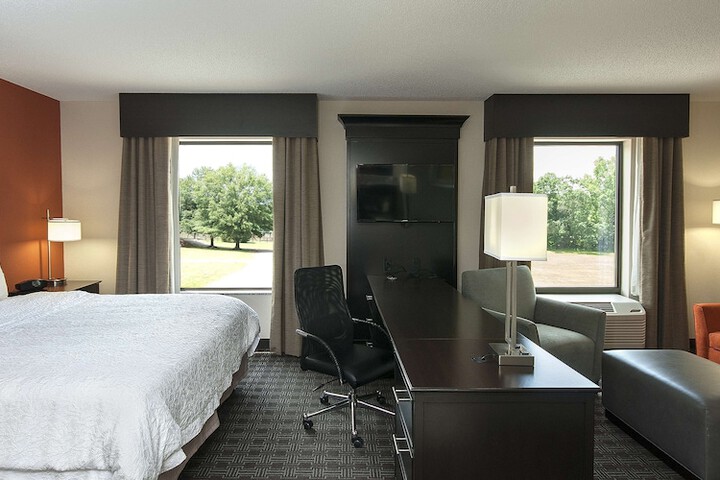 Hampton Inn & Suites Seneca-Clemson Area