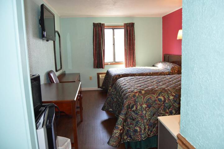 Room 16 of 36