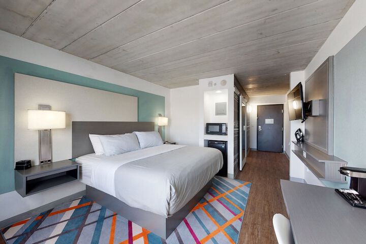 Room 47 of 110