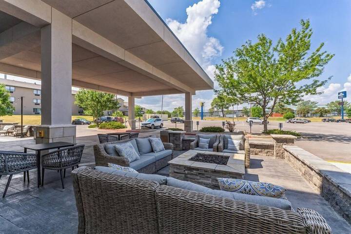 Comfort Inn & Suites Rapid City near Mt. Rushmore
