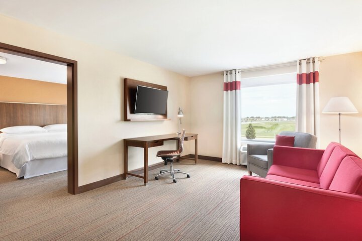 Four Points by Sheraton Fargo Medical Center