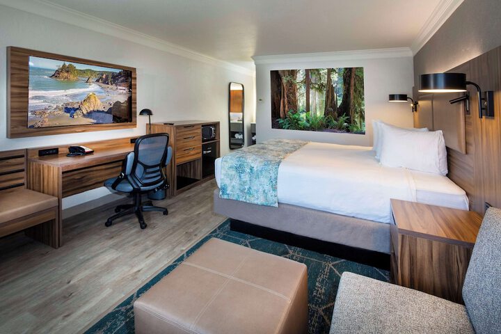 Best Western Plus Humboldt Bay Inn