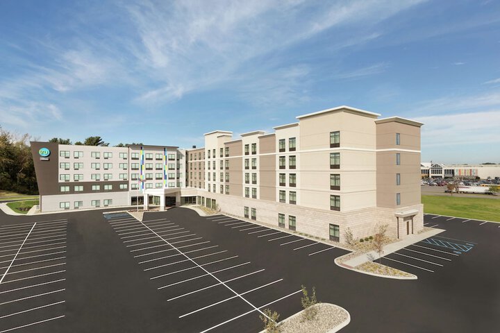 Hotel 2 of 38