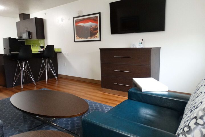 Room 18 of 40