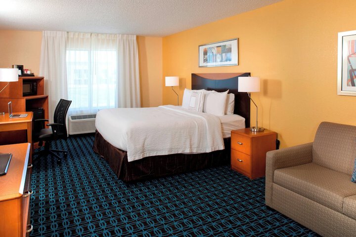 Fairfield Inn & Suites by Marriott Denver Tech Center / South