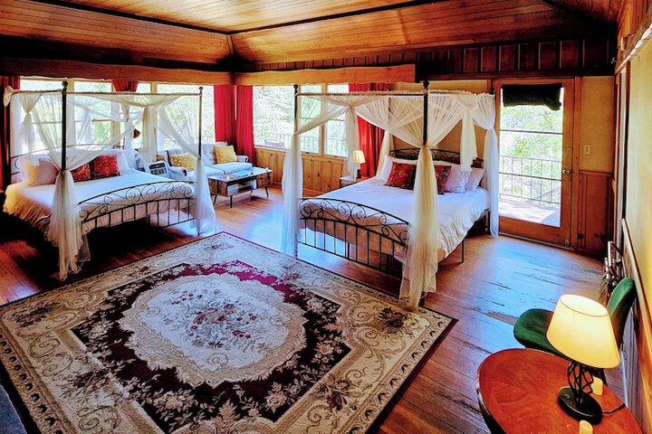 Room 16 of 72