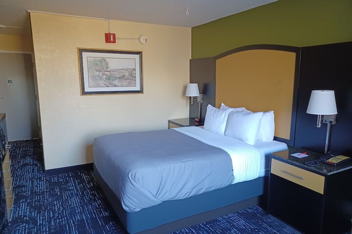 Quality Inn Conference Center Logansport