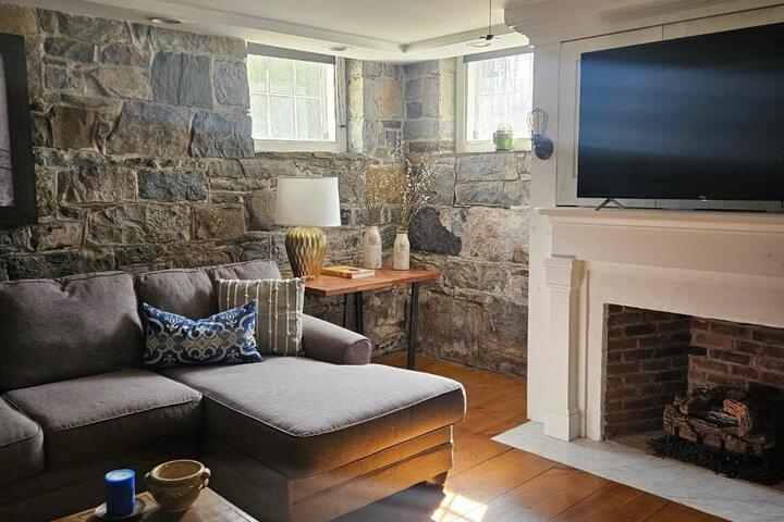 Peach Grove House