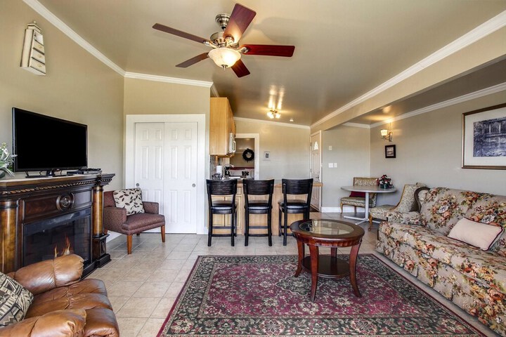 Beachwood Condos & Resort