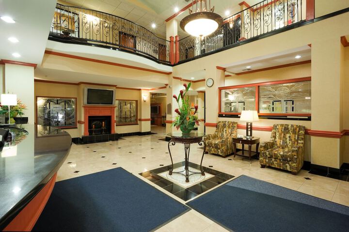 Hotel 3 of 32