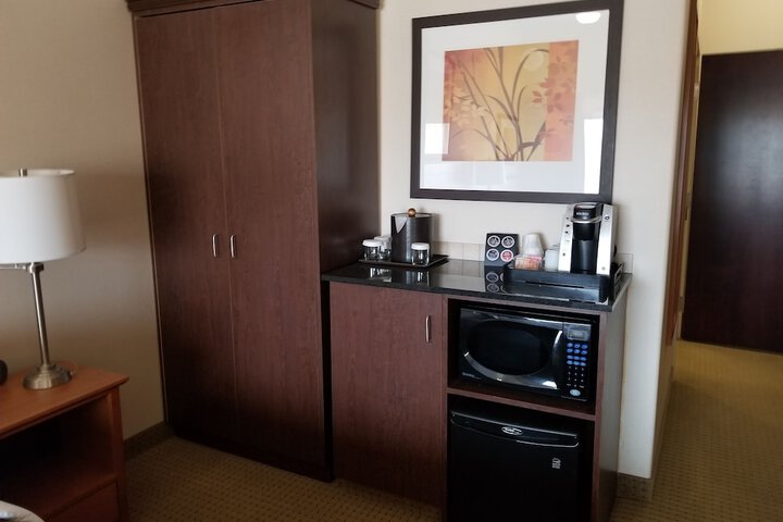 Room 28 of 38
