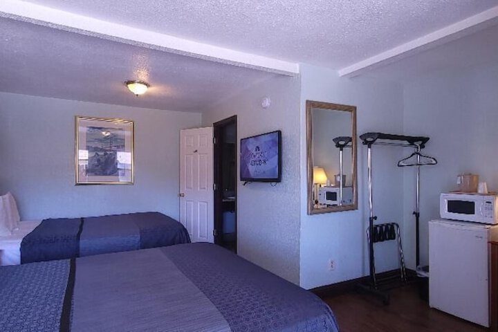 Room 47 of 59