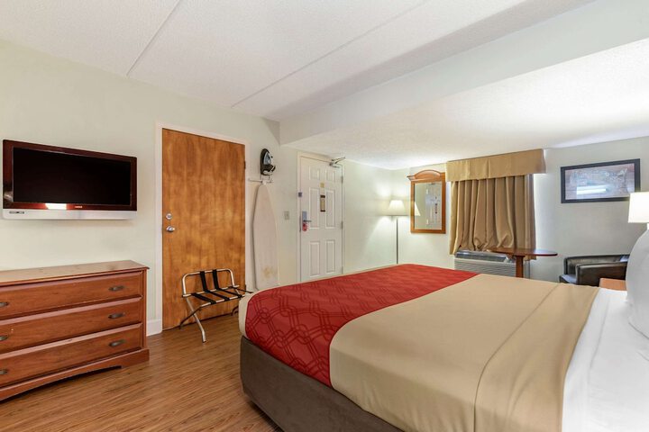 Room 13 of 31