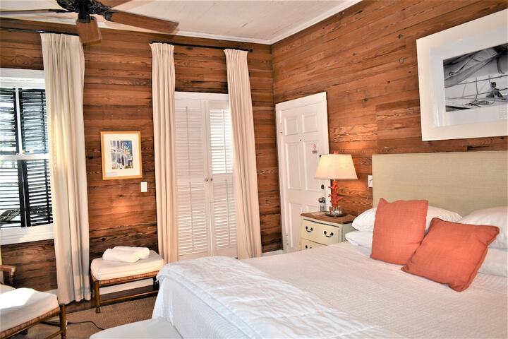 Room 174 of 259
