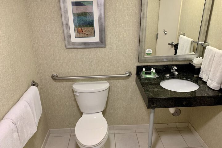 Room 20 of 63