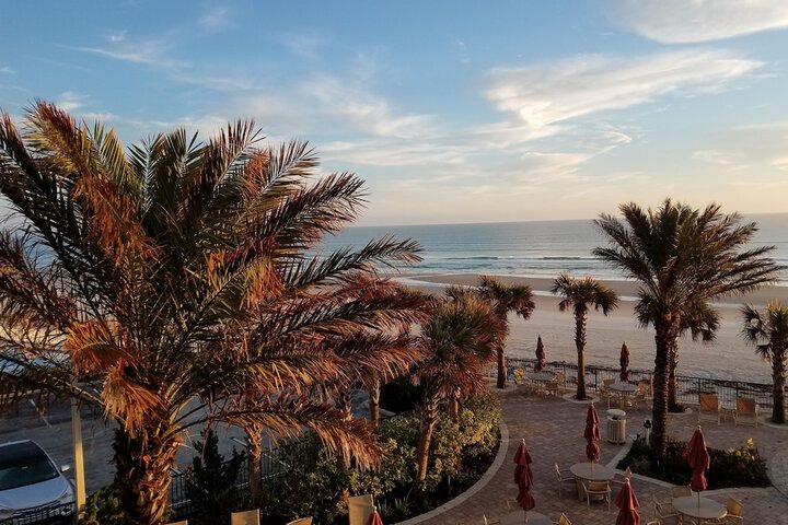Nautilus Inn