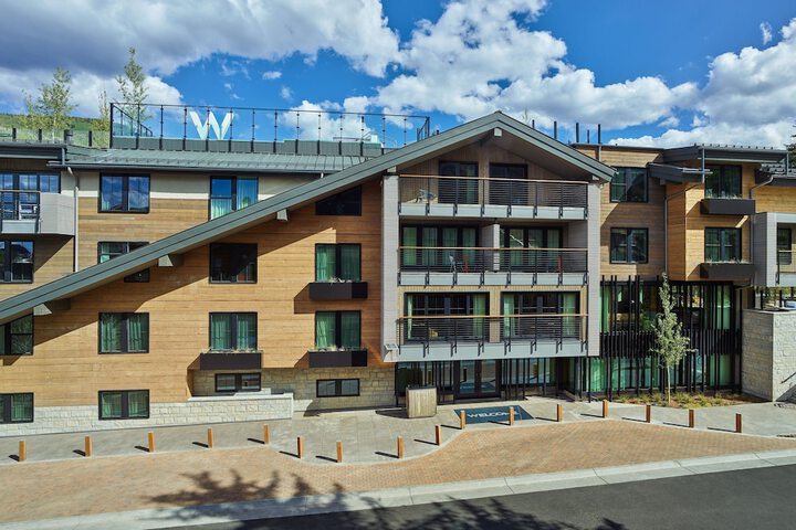 Hotel 3 of 52