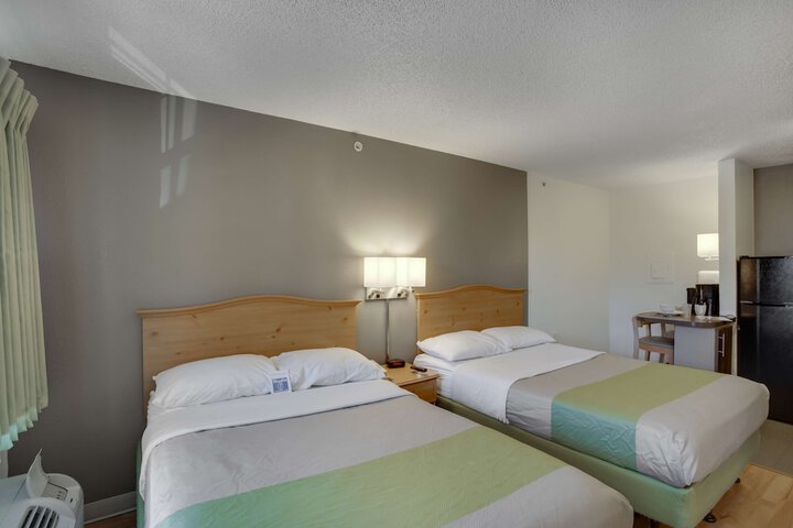 Room 33 of 36