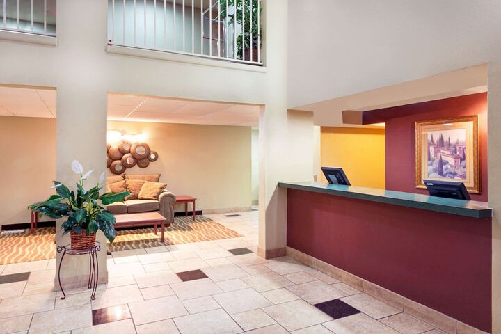 Hotel Interior 5 of 14