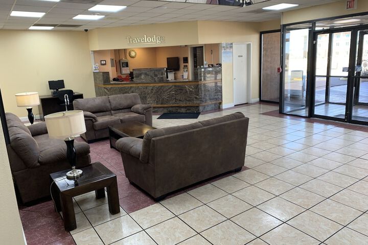 Hotel Interior 8 of 25