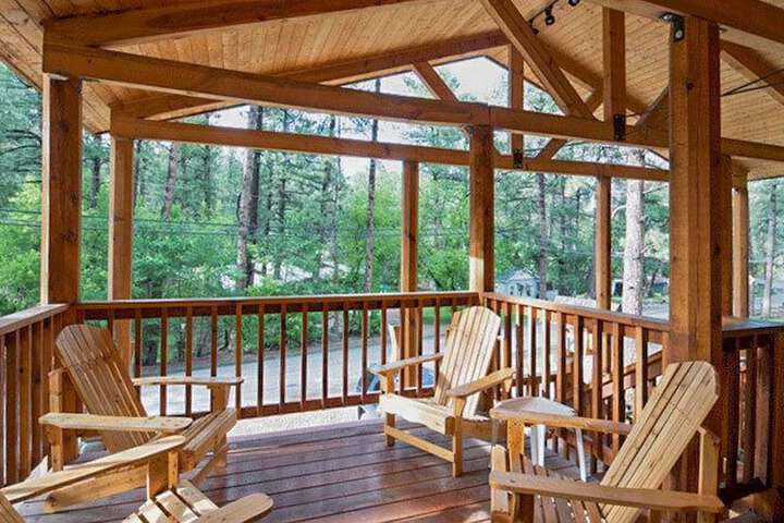 Upper Canyon Inn & Cabins