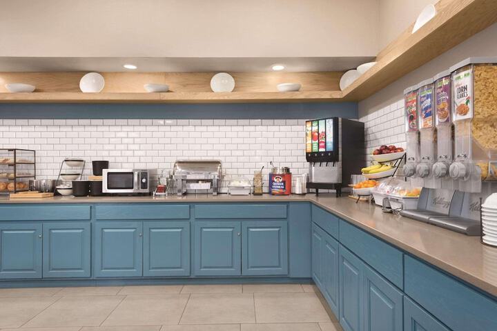 Country Inn & Suites by Radisson Merrillville, IN