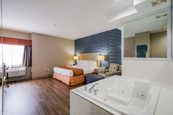Room 21 of 51
