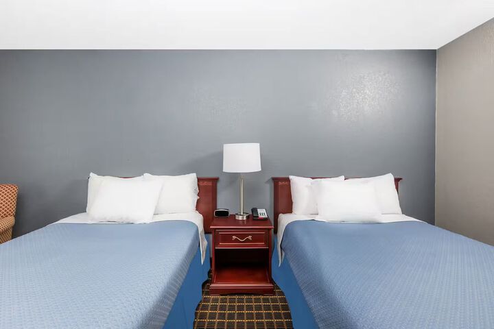 Room 16 of 21