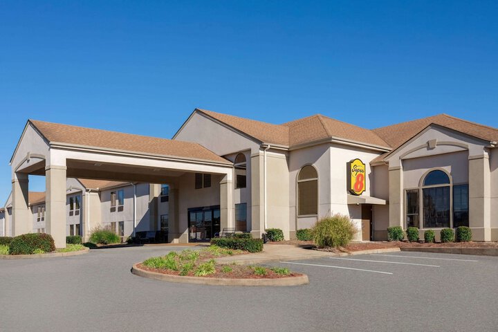 Hotel 3 of 34