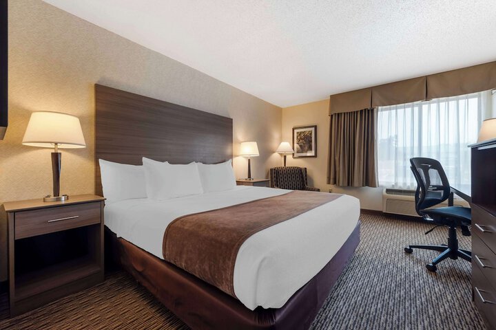 Room 21 of 32