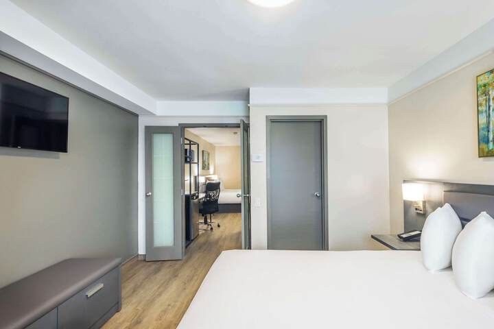 Les Suites de Laviolette an Ascend Collection Hotel
