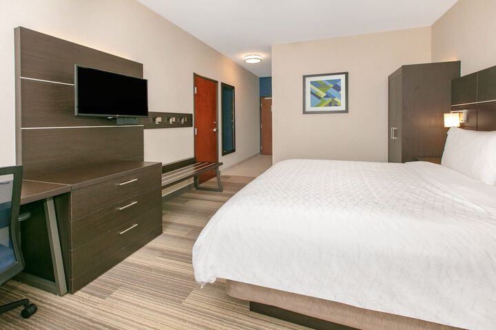 Holiday Inn Express Hotel & Suites Seaside-Convention Center by IHG