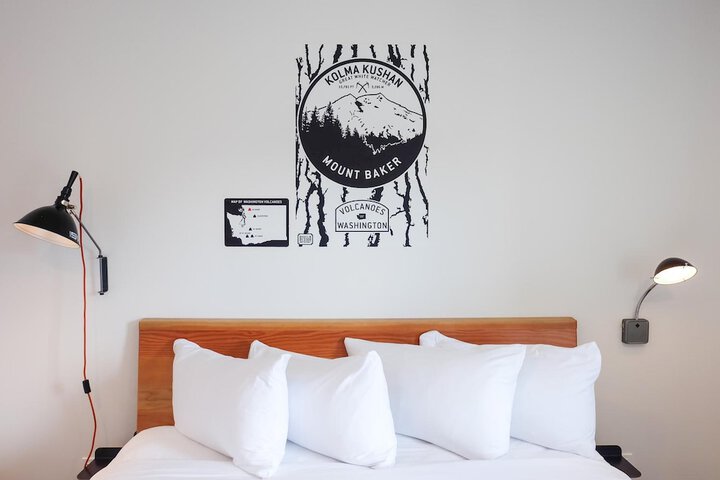 Room 11 of 46