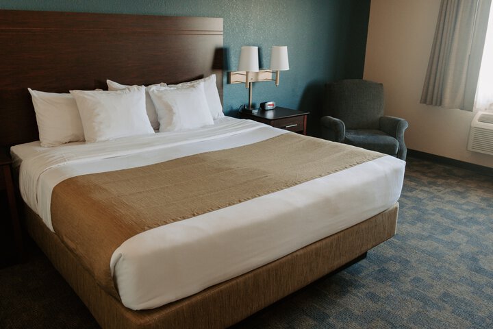 Suite 24 of 168