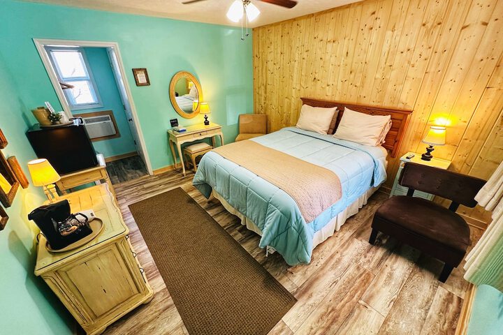 Room 4 of 21