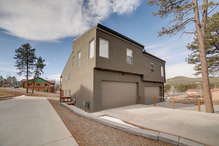 Woodland Park Escape: Licensed Hot Tub, Mtn Views