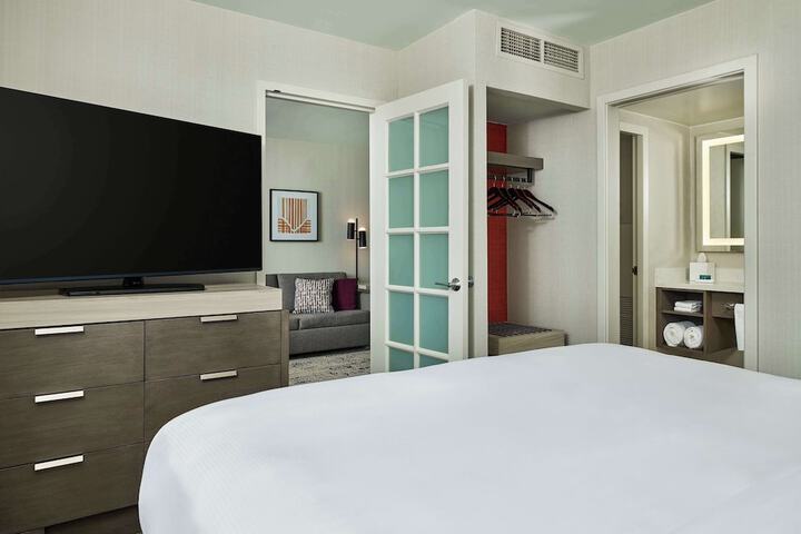 Room 15 of 58