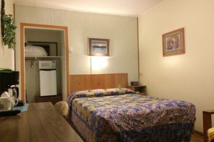 Flamingo Motel