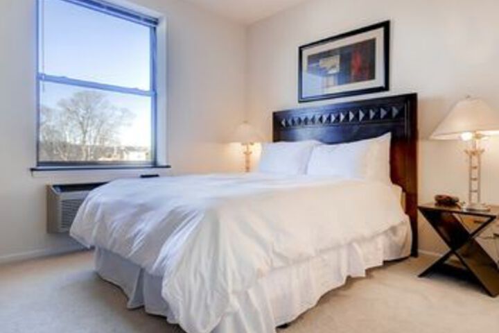 Global Luxury Suites at Chancery