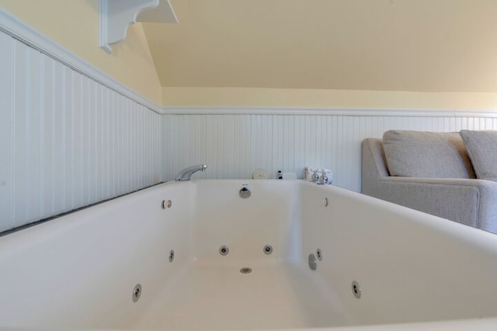 The James Place Inn B & B